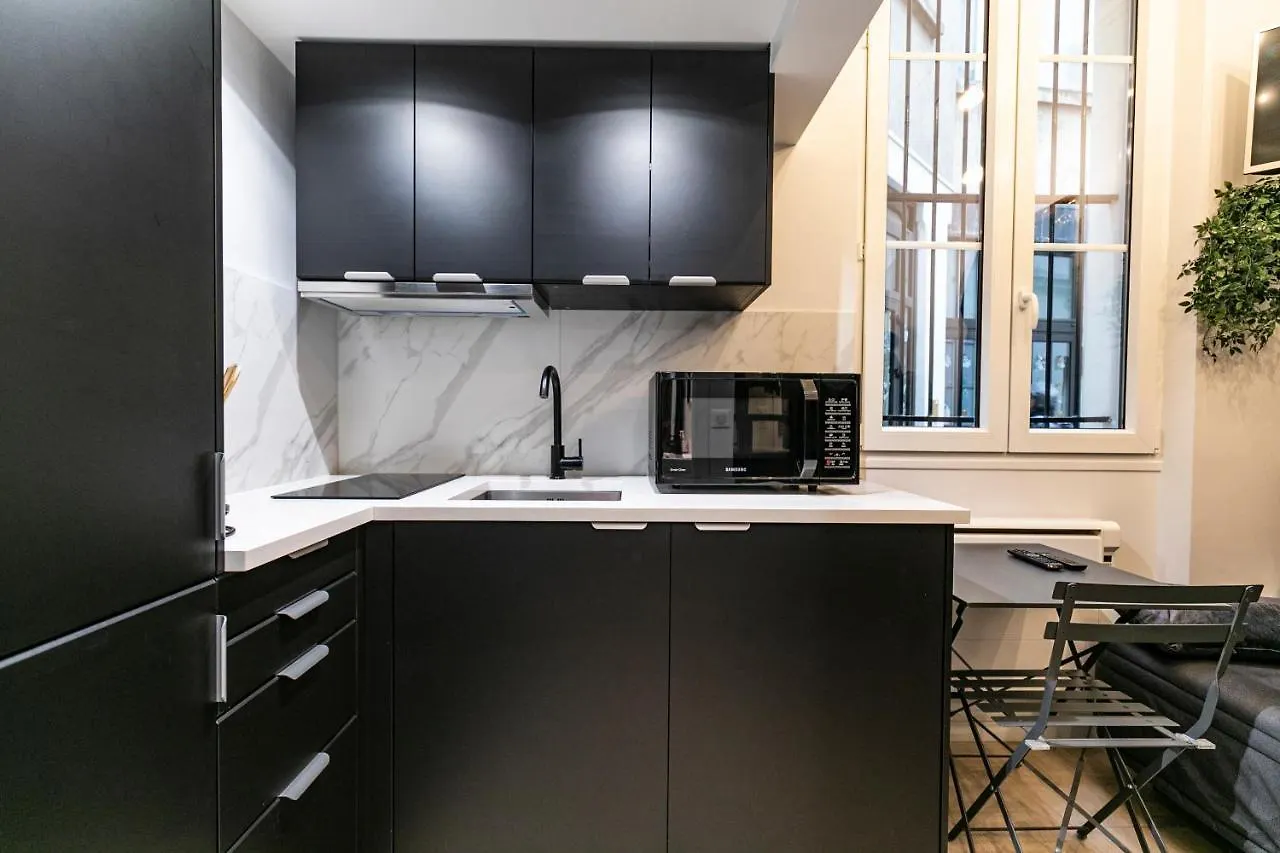 Appartement Le Studio De Belleville 2 A 4 Personnes Parijs